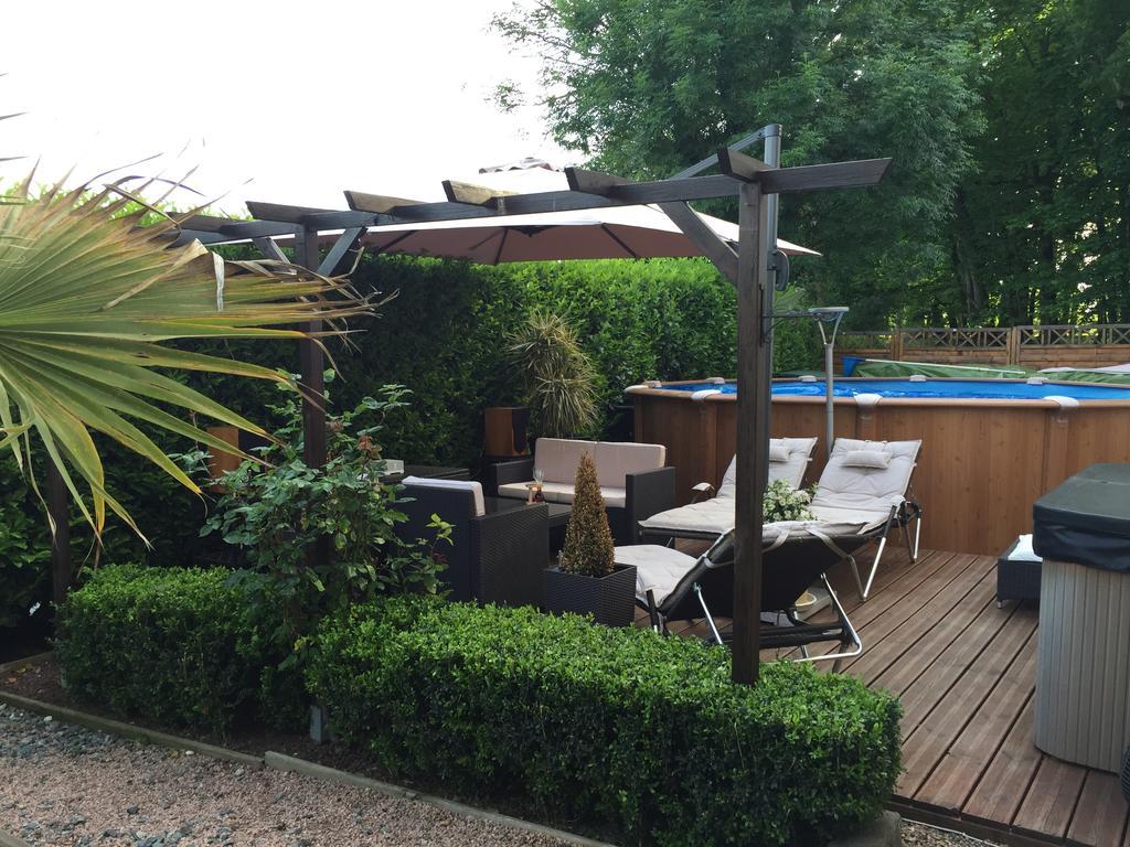 L'Orangerie Bed and Breakfast Bellerive-sur-Allier Esterno foto
