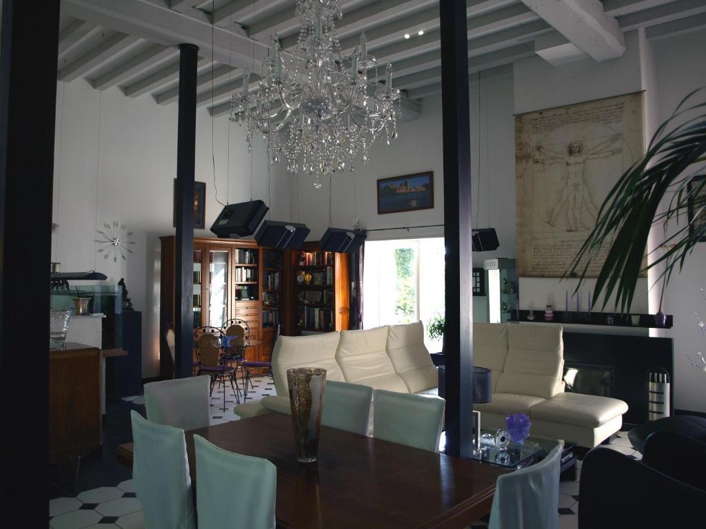 L'Orangerie Bed and Breakfast Bellerive-sur-Allier Esterno foto